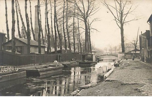 Paris xii bercy barges and - bercy,