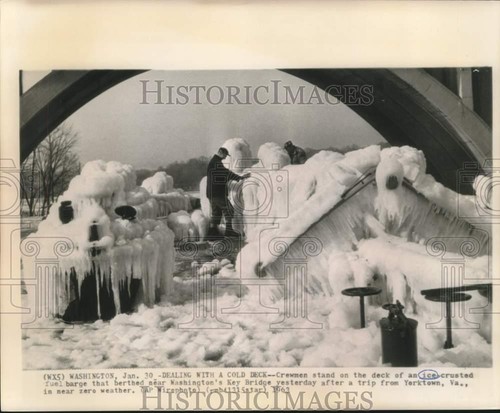 1963 press photo crewmen - 1963,
