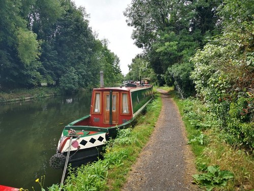 Photo canal barge moored - a1,