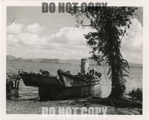 Orig wwii photo captured - photo,