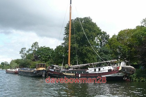 Photo barges old windsor a - photo,