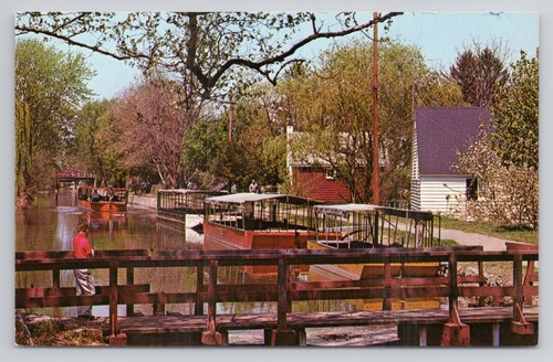 Postcard barges the - barges,