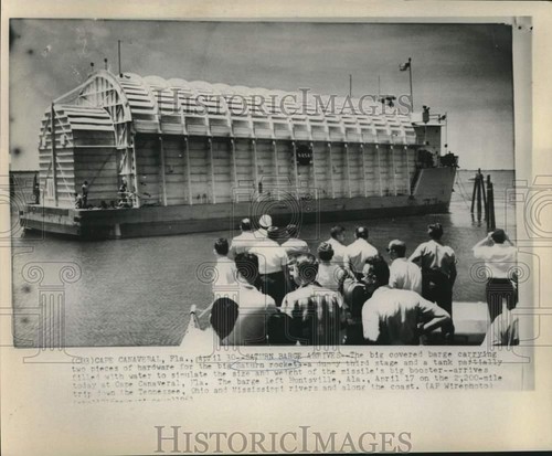 1961 press photo saturn barge - photo,